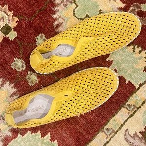 Ilse Jacobsen slip on sneaker. Like new! Eur Size 9, runs small U.S. Size 8